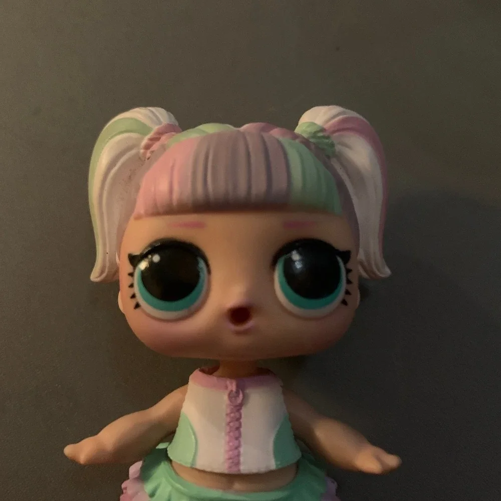 MGA LOL Surprise Pastel Ruffled Skirt Doll Pigtails Mint Lavender Pink Toy